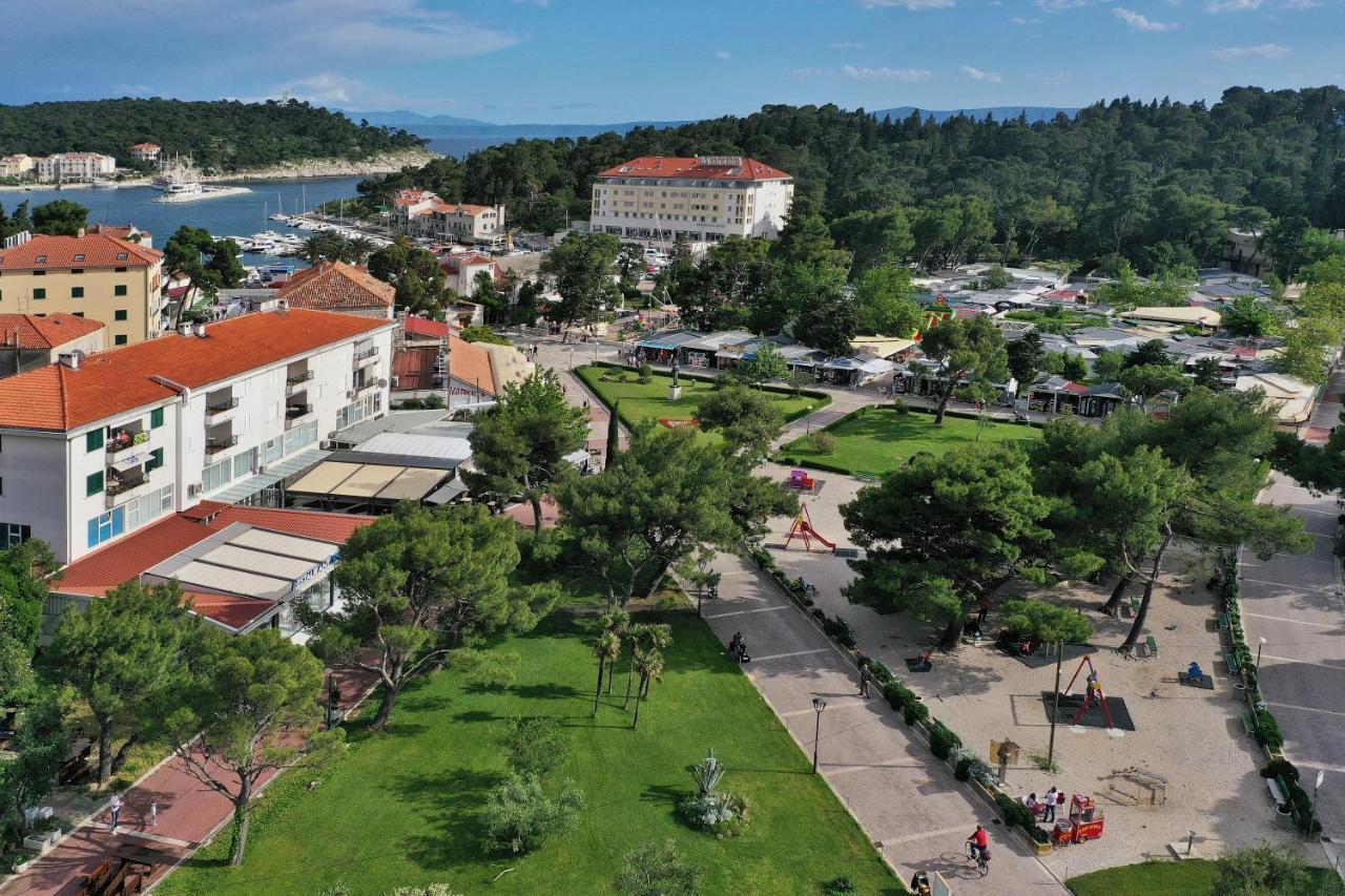 Apartments Antunovic Макарска Экстерьер фото
