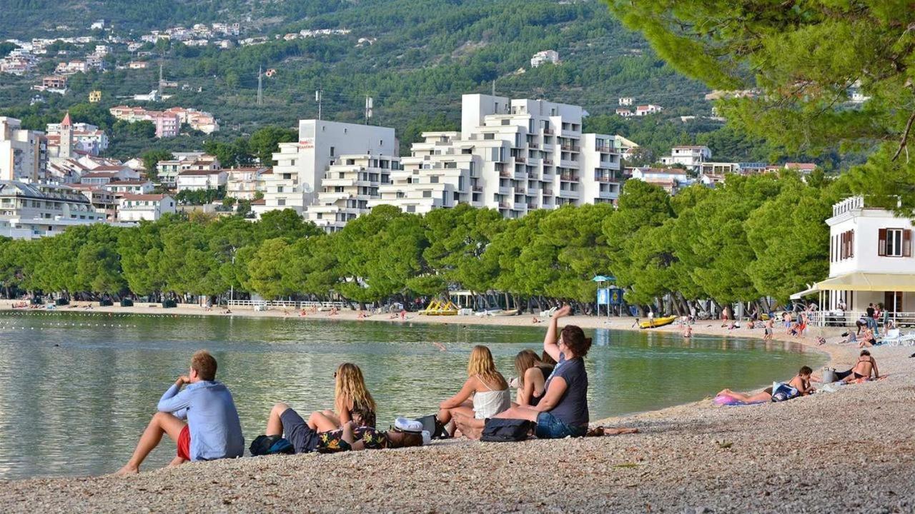 Apartments Antunovic Макарска Экстерьер фото