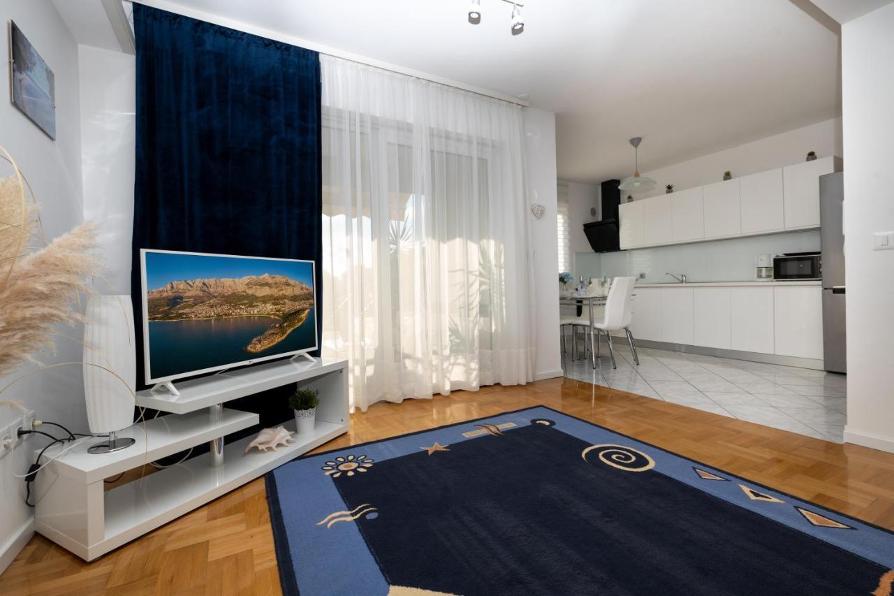 Apartments Antunovic Макарска Экстерьер фото