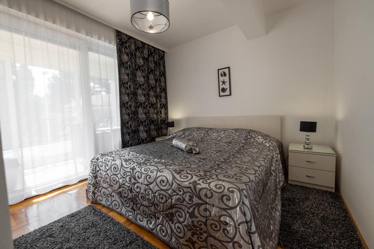 Apartments Antunovic Макарска Экстерьер фото